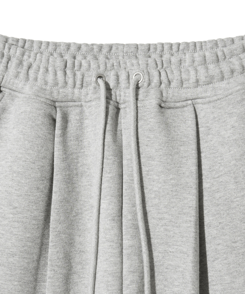 YALE(イェール)の「スモールアーチワンタックスウェットパンツ_グレー(スウェットパンツ・レディース・その他・SMALL/MEDIUM/LARGE/X-LARGE)」の4枚目の写真