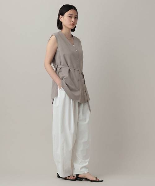 A part by(アパートバイ)の「【シワになりくい・接触冷感】リネンライクVネックノースリーブシャツ/(シャツ/ブラウス・レディース・ライトグレー/キャメル/チャコールグレー・FREE)」の11枚目の写真