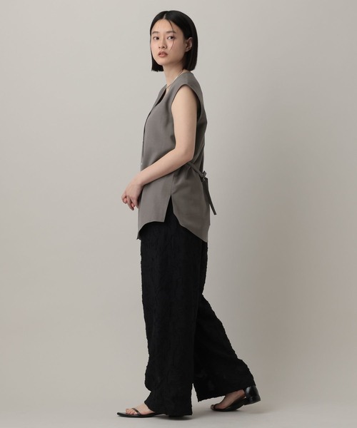 A part by(アパートバイ)の「【シワになりくい・接触冷感】リネンライクVネックノースリーブシャツ/(シャツ/ブラウス・レディース・ライトグレー/キャメル/チャコールグレー・FREE)」の18枚目の写真