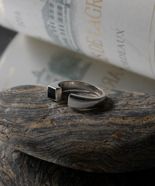 MAISON CLUB(メゾンクラブ)の「【MAISON CLUB】Open Stone Ring Silver925 KUN(リング・メンズ・ターコイズブルー/ブラック/ネイビー/ブラウン/グリーン/ホワイト・9)」の1枚目の写真