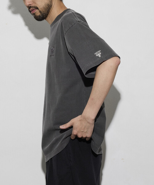 FREAK'S STORE（フリークスストア）の「NBA × FREAK'S STORE 別注 ヴィンテージライク チーム バック ロゴ TEE（Tシャツ/カットソー・メンズ・ネイビー/チャコールグレー/グリーン/ナチュラル・LARGE/MEDIUM）」の21枚目の写真