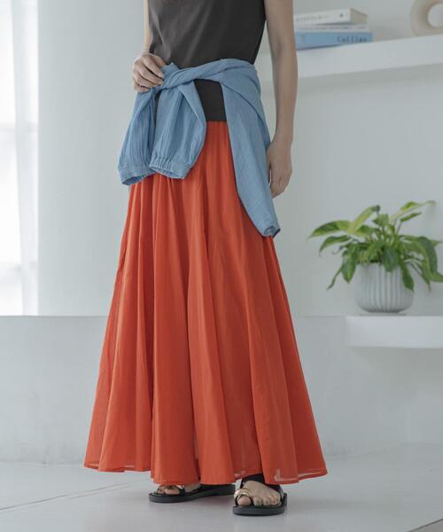 URBAN RESEARCH Sonny Label(アーバンリサーチサニーレーベル)の「エアリーコットンボイルフレアスカート(スカート・レディース・ブラック/グレー系その他/ブルー/レッド・FREE)」の4枚目の写真