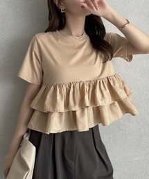 1枚で華やぐ主役級フリルTシャツ