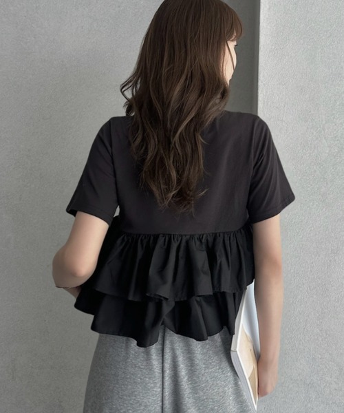 TREOVER(トレオーバー)の「1枚で華やぐ主役級フリルTシャツ(Tシャツ/カットソー・レディース・オフホワイト/ブラック/ピンク/ベージュ・FREE)」の11枚目の写真