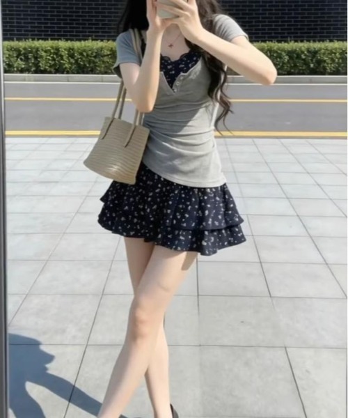 ＆soiree（アンドソワレ）の「ヘンリーネックレイヤードミニワンピース（ワンピース・レディース・グレー・SMALL/MEDIUM/LARGE/X-LARGE）」の3枚目の写真