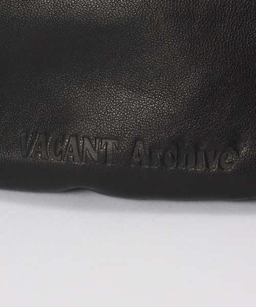 VACANT Archive(ベイカントアーカイブ)の「【Geek Office / ギークオフィス】VACANT Archive / BELLA MINI SHOULDER BAG(ショルダーバッグ・レディース・ブラック/ベージュ・FREE)」の13枚目の写真