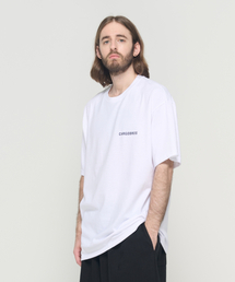 エッセンシャルロゴオーバー半袖Tシャツ(ホワイト/ネイビー)