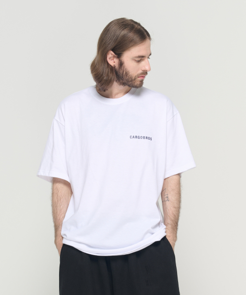 CARGOBROS(カーゴブロス)の「エッセンシャルロゴオーバー半袖Tシャツ(ホワイト/ネイビー)(Tシャツ/カットソー・メンズ・その他・SMALL/MEDIUM/LARGE/X-LARGE/2XL)」の5枚目の写真