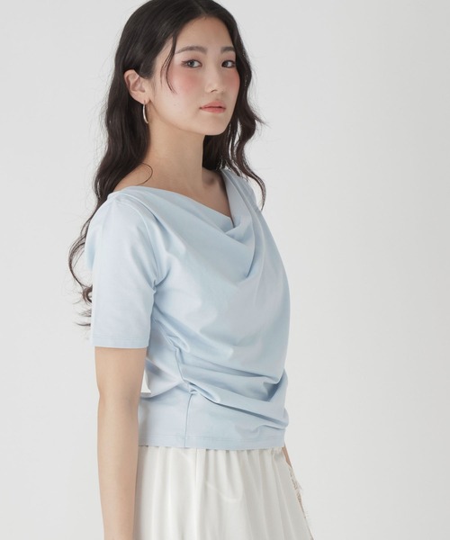 GLOBAL WORK(グローバルワーク)の「ドレープ半袖T/684110(Tシャツ/カットソー・レディース・ブラック/スカイブルー/ホワイト・MEDIUM/LARGE)」の3枚目の写真