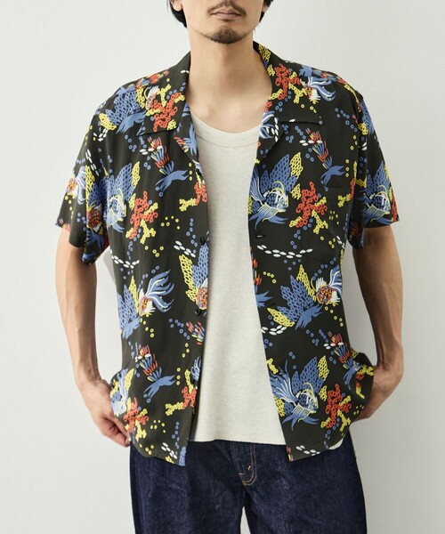 SUN SURF(サンサーフ)の「【SUN SURF/サンサーフ】TROPICAL FISHHOALOHA(シャツ/ブラウス・メンズ・ブラック/グリーン・L/XL)」の1枚目の写真