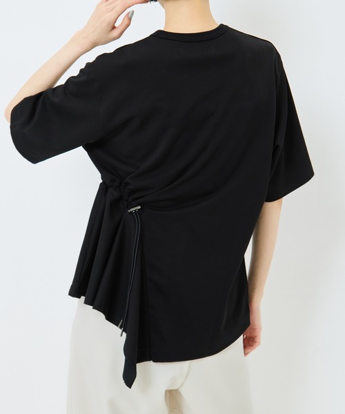 UJOH(ウジョー)の「【UJOH/ウジョー】《STUDIOUS別注》Flare Half Sleeve T/フレアハーフスリーブTシャツ(Tシャツ/カットソー・レディース・ホワイト/ブラック/ブラウン・2)」の15枚目の写真