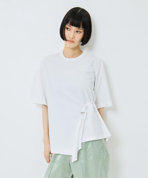 UJOH(ウジョー)の「【UJOH/ウジョー】《STUDIOUS別注》Flare Half Sleeve T/フレアハーフスリーブTシャツ(Tシャツ/カットソー・レディース・ホワイト/ブラック/ブラウン・2)」の7枚目の写真