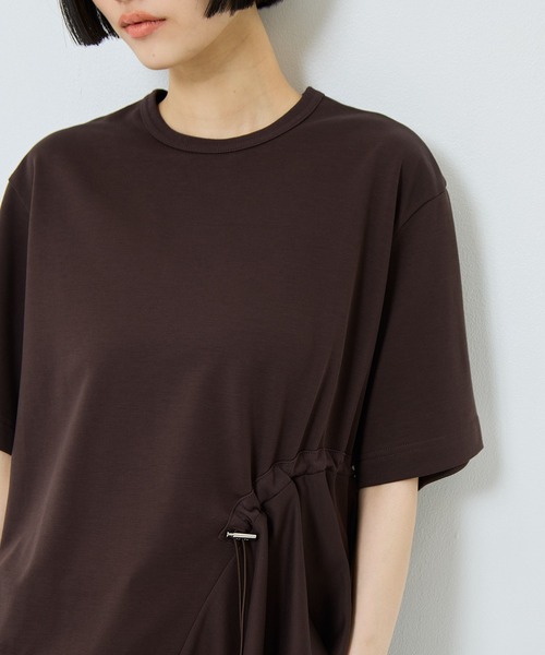 UJOH(ウジョー)の「【UJOH/ウジョー】《STUDIOUS別注》Flare Half Sleeve T/フレアハーフスリーブTシャツ(Tシャツ/カットソー・レディース・ホワイト/ブラック/ブラウン・2)」の9枚目の写真