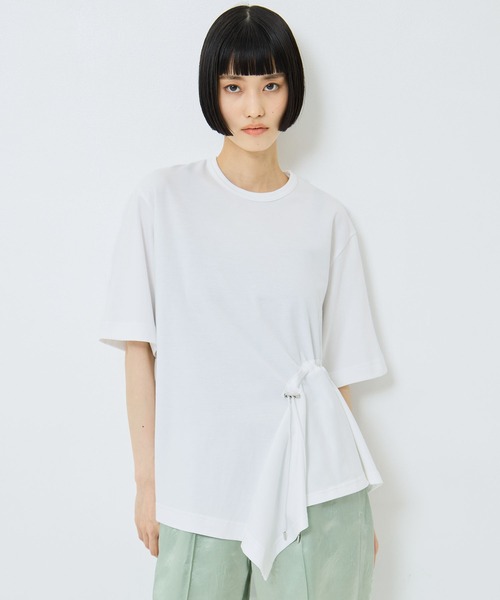 UJOH(ウジョー)の「【UJOH/ウジョー】《STUDIOUS別注》Flare Half Sleeve T/フレアハーフスリーブTシャツ(Tシャツ/カットソー・レディース・ホワイト/ブラック/ブラウン・2)」の6枚目の写真