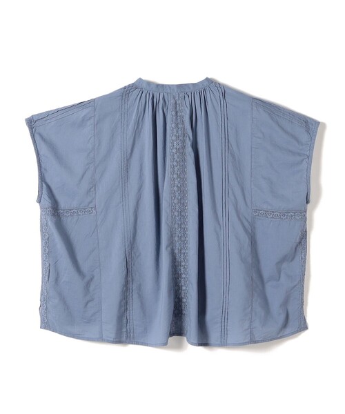 Fanaka(ファナカ)の「【SHIPS別注】Fanaka:〈手洗い可能〉リバー レース フレンチスリーブ ブラウス(シャツ/ブラウス・レディース・スカイブルー・ONE SIZE)」の2枚目の写真