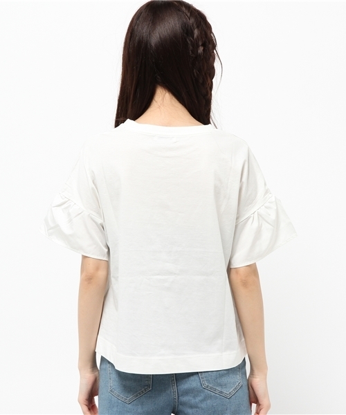 earth music&ecology（アースミュージックアンドエコロジー）の「【2016Summer】袖フリルドロップショルダープルオーバー（Tシャツ/カットソー・レディース・ベージュ/ネイビー/カーキ/オフホワイト・FREE）」の7枚目の写真