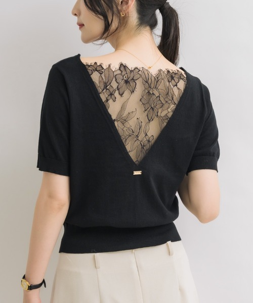 NEUNA(ヌナ)の「【後ろ姿から色気を纏う】バックレースハーフスリーブニット(ニット/セーター・レディース・アイボリー/ブラック・FREE)」の1枚目の写真