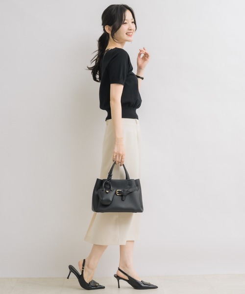 NEUNA(ヌナ)の「【後ろ姿から色気を纏う】バックレースハーフスリーブニット(ニット/セーター・レディース・アイボリー/ブラック・FREE)」の14枚目の写真