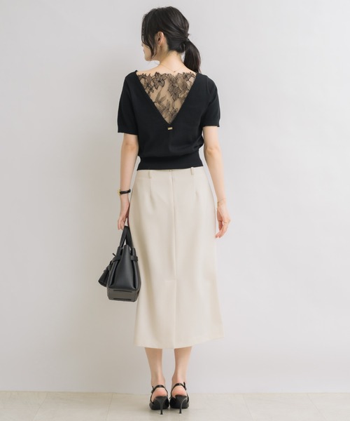 NEUNA(ヌナ)の「【後ろ姿から色気を纏う】バックレースハーフスリーブニット(ニット/セーター・レディース・アイボリー/ブラック・FREE)」の15枚目の写真