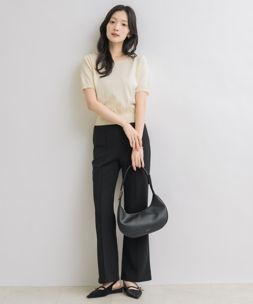 NEUNA(ヌナ)の「【後ろ姿から色気を纏う】バックレースハーフスリーブニット(ニット/セーター・レディース・アイボリー/ブラック・FREE)」の7枚目の写真