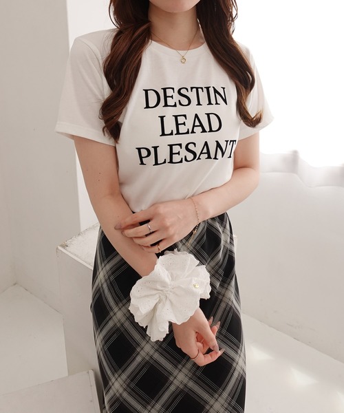 SOELA(ソエラ)の「【INGNI SOELA】フロッキーロゴTシャツ/WEB限定(Tシャツ/カットソー・レディース・オフホワイト/チャコールグレー/オートミール・FREE)」の6枚目の写真