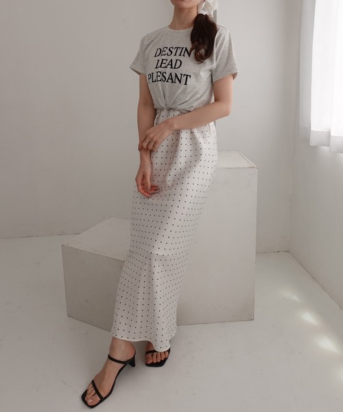 SOELA(ソエラ)の「【INGNI SOELA】フロッキーロゴTシャツ/WEB限定(Tシャツ/カットソー・レディース・オフホワイト/チャコールグレー/オートミール・FREE)」の21枚目の写真