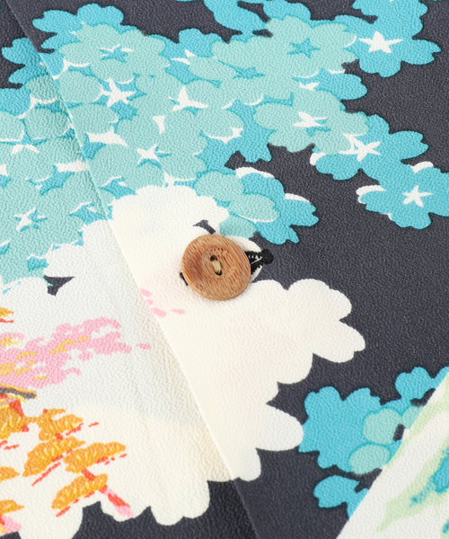 SUN SURF(サンサーフ)の「SUN SURF / サンサーフ "ANCIENT CAPITAL"S/S RAYON HAWAIIAN SHIRT(シャツ/ブラウス・メンズ・ブラック・LARGE/MEDIUM)」の4枚目の写真