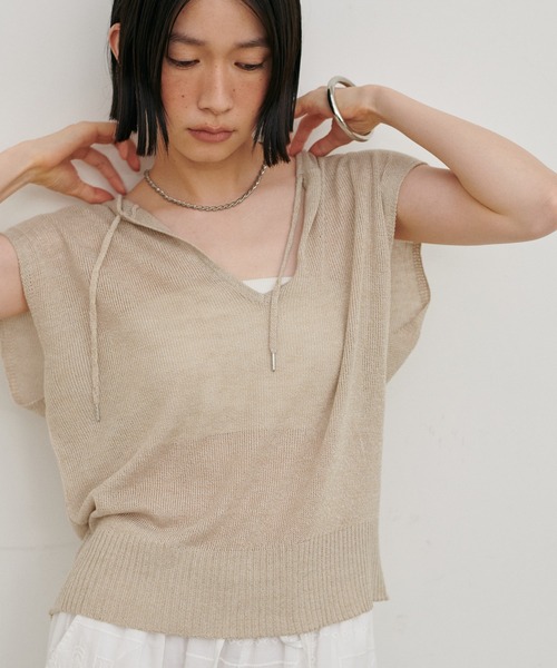 LARUTA(ラルータ)の「【LARUTA】MIXニットノースリフーディー(ニット/セーター・レディース・アイボリー/ブラウン/チャコールグレー・FREE)」の1枚目の写真