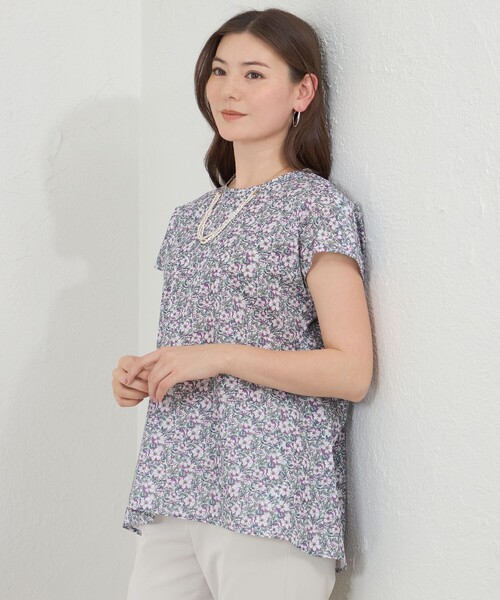 amaca(アマカ)の「【LIBERTY】May Morris フレアブラウス(シャツ/ブラウス・レディース・ダークネイビー/オフホワイト・40/38)」の1枚目の写真