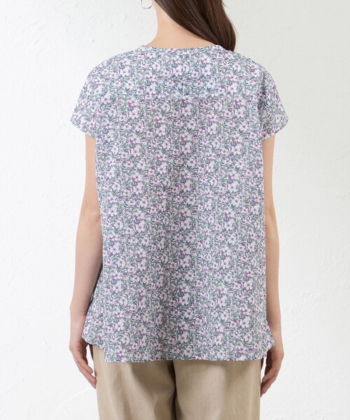 amaca(アマカ)の「【LIBERTY】May Morris フレアブラウス(シャツ/ブラウス・レディース・ダークネイビー/オフホワイト・40/38)」の8枚目の写真