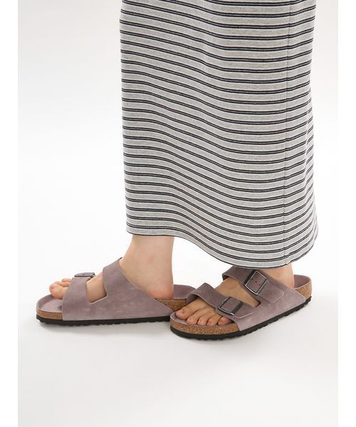 BIRKENSTOCK(ビルケンシュトック)の「【BIRKENSTOCK for emmi】Arizona SFB(サンダル・レディース・パープル・37/36/39/38/40)」の4枚目の写真