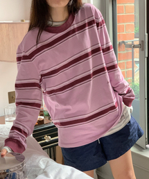 a vivid single sweatshirt (pale pink)
