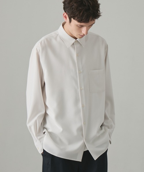 EASENCE(イーズエンス)の「【EASENCE】ハイコンフォート リラックスフィット レギュラーカラー長袖シャツ / 速乾・UVカット・イージーケア(シャツ/ブラウス・メンズ・ブルー系/ホワイト/サックスブルー/ダークグレー/ベージュ系/ネイビー/ダークブラウン・S/M/L/XL)」の1枚目の写真