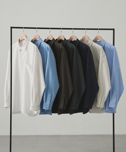 EASENCE(イーズエンス)の「【EASENCE】ハイコンフォート リラックスフィット レギュラーカラー長袖シャツ / 速乾・UVカット・イージーケア(シャツ/ブラウス・メンズ・ブルー系/ホワイト/サックスブルー/ダークグレー/ベージュ系/ネイビー/ダークブラウン・S/M/L/XL)」の9枚目の写真