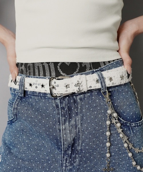 SPINNS(スピンズ)の「カラーベルト/星穴(ベルト・レディース・その他2/その他1・ONESIZE)」の1枚目の写真