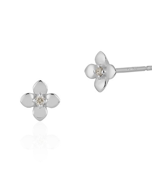 シルバー フラワー ピアス（ピアス（両耳用））｜4℃（ヨンドシー）の