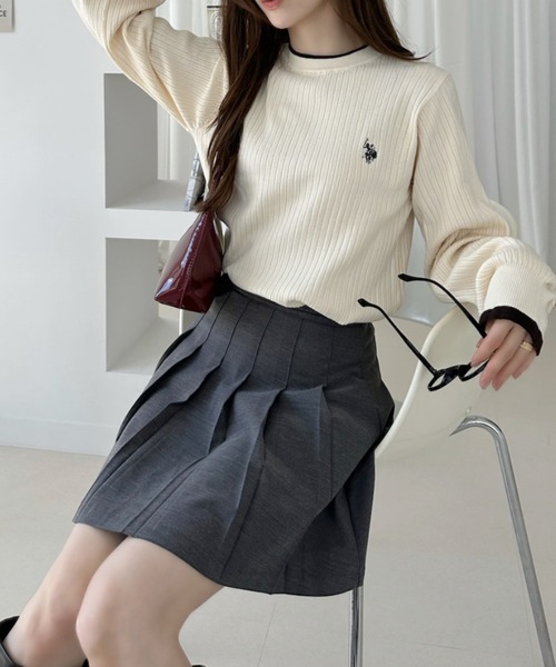 U.S. POLO ASSN.(ユーエスポロアッスン)の「【Ada.別注 U.S. POLO ASSN.】 袖口フリル バイカラー ぽわん スリーブ リブニット(ニット/セーター・レディース・アイボリー/ネイビー/グリーン・L/M)」の4枚目の写真