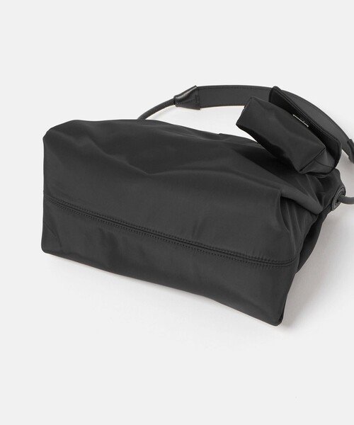 BEAUTY&YOUTH UNITED ARROWS(ビューティーアンドユースユナイテッドアローズ)の「ポリエステル チャーム ドロスト バッグ(ショルダーバッグ・レディース・ブラック/ナチュラル・FREE)」の12枚目の写真