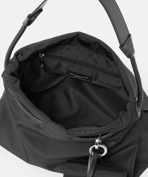 BEAUTY&YOUTH UNITED ARROWS(ビューティーアンドユースユナイテッドアローズ)の「ポリエステル チャーム ドロスト バッグ(ショルダーバッグ・レディース・ブラック/ナチュラル・FREE)」の13枚目の写真