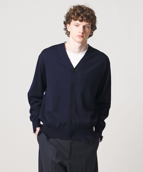 LOEFF(ロエフ)の「<LOEFF>ダメージ Vネック カーディガン UNISEX(カーディガン/ボレロ・レディース・ブラック/ネイビー/ブラウン系・2/1/0)」の16枚目の写真