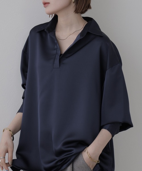 OMNES(オムネス)の「BEAUTIFUL FRIDAY スキッパーシャツ 長袖(シャツ/ブラウス・レディース・グレー/ネイビー・L/M)」の2枚目の写真