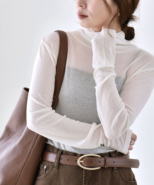 quaranciel（カランシエル）の「quaranciel:〈手洗い可能〉ウール ミックス シアー タートルネック プルオーバー（Tシャツ/カットソー・レディース・グレー/ホワイト/ブラック/パープル・40/38）」の2枚目の写真