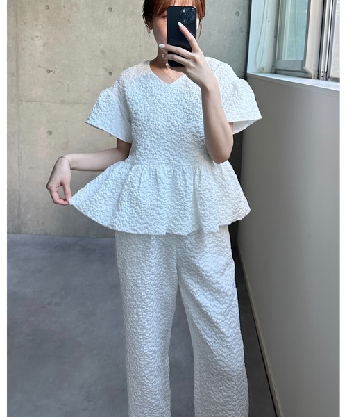 BIRTHDAY BASH（バースデイバッシュ）の「AMERIE JACQUARD PEPLUM TOPS(ジャガードペプラムトップス)（シャツ/ブラウス・レディース・ブラック/ホワイト・S/M）」の6枚目の写真