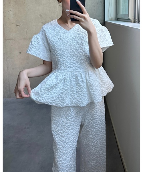 BIRTHDAY BASH（バースデイバッシュ）の「AMERIE JACQUARD PEPLUM TOPS(ジャガードペプラムトップス)（シャツ/ブラウス・レディース・ブラック/ホワイト・S/M）」の3枚目の写真