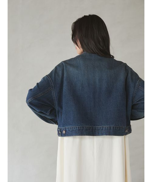 Mila Owen(ミラオーウェン)の「ジップアップデニムジャケット(デニムジャケット・レディース・ライトブルー/ベージュ/ブルー・0/1)」の8枚目の写真