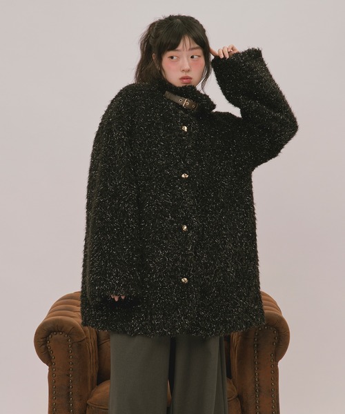 loin nuit(ロワンニュイ)の「nuance button poodle coat / ニュアンスボタンプードルコート(ムートンコート・レディース・ブラック/ブルー/ブラウン/アイボリー/イエロー・FREE)」の18枚目の写真