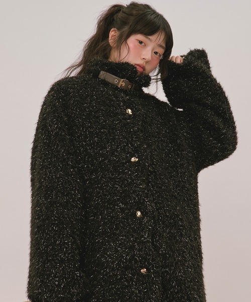 loin nuit(ロワンニュイ)の「nuance button poodle coat / ニュアンスボタンプードルコート(ムートンコート・レディース・ブラック/ブルー/ブラウン/アイボリー/イエロー・FREE)」の8枚目の写真