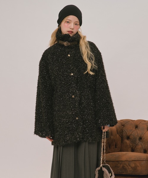 loin nuit(ロワンニュイ)の「nuance button poodle coat / ニュアンスボタンプードルコート(ムートンコート・レディース・ブラック/ブルー/ブラウン/アイボリー/イエロー・FREE)」の9枚目の写真