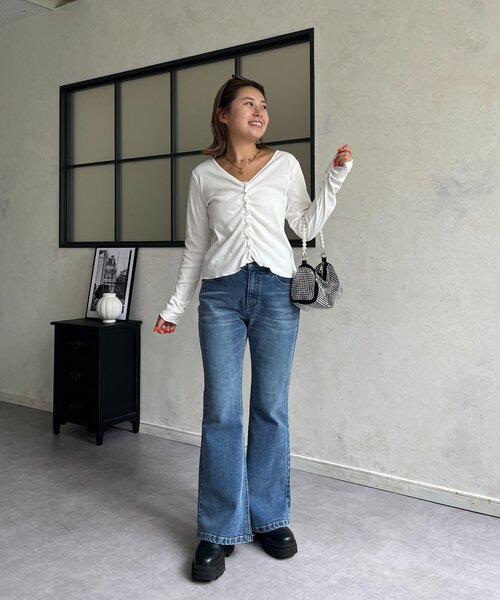 prose verse(プロズヴェール)の「【MOMO】フロントギャザーボタンVネックトップス(Tシャツ/カットソー・レディース・ブラック/オフホワイト・LARGE/MEDIUM)」の20枚目の写真