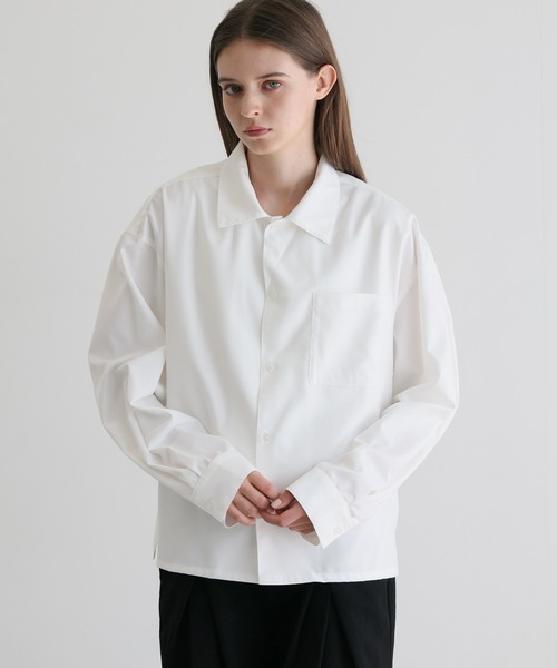 ELLUV(エルブ)の「【ELLUV/エルヴ】ファインドレープTRクロス ショート丈 2way レギュラー/オープンカラーシャツ(シャツ/ブラウス・メンズ・グレー/ホワイト/ダークブラック・S/M/L)」の8枚目の写真